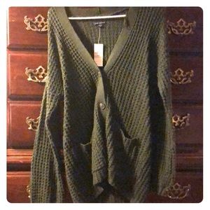 Small AE olive green cardigan with buttons